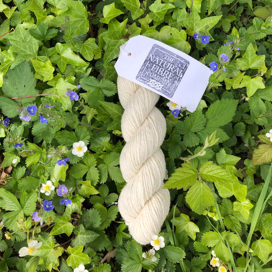 Hemp/Bowmont yarn, DK